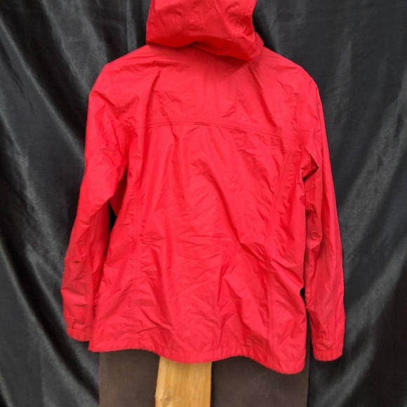 Columbia Sportswear Jacket in Red coral pink color - Picture 9 of 15